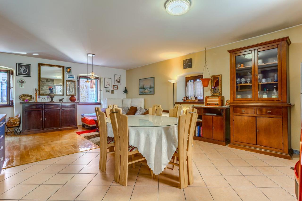 Old Stone House St Lawrence In The Heart Of Sibenik'S Old Town Apartment ภายนอก รูปภาพ