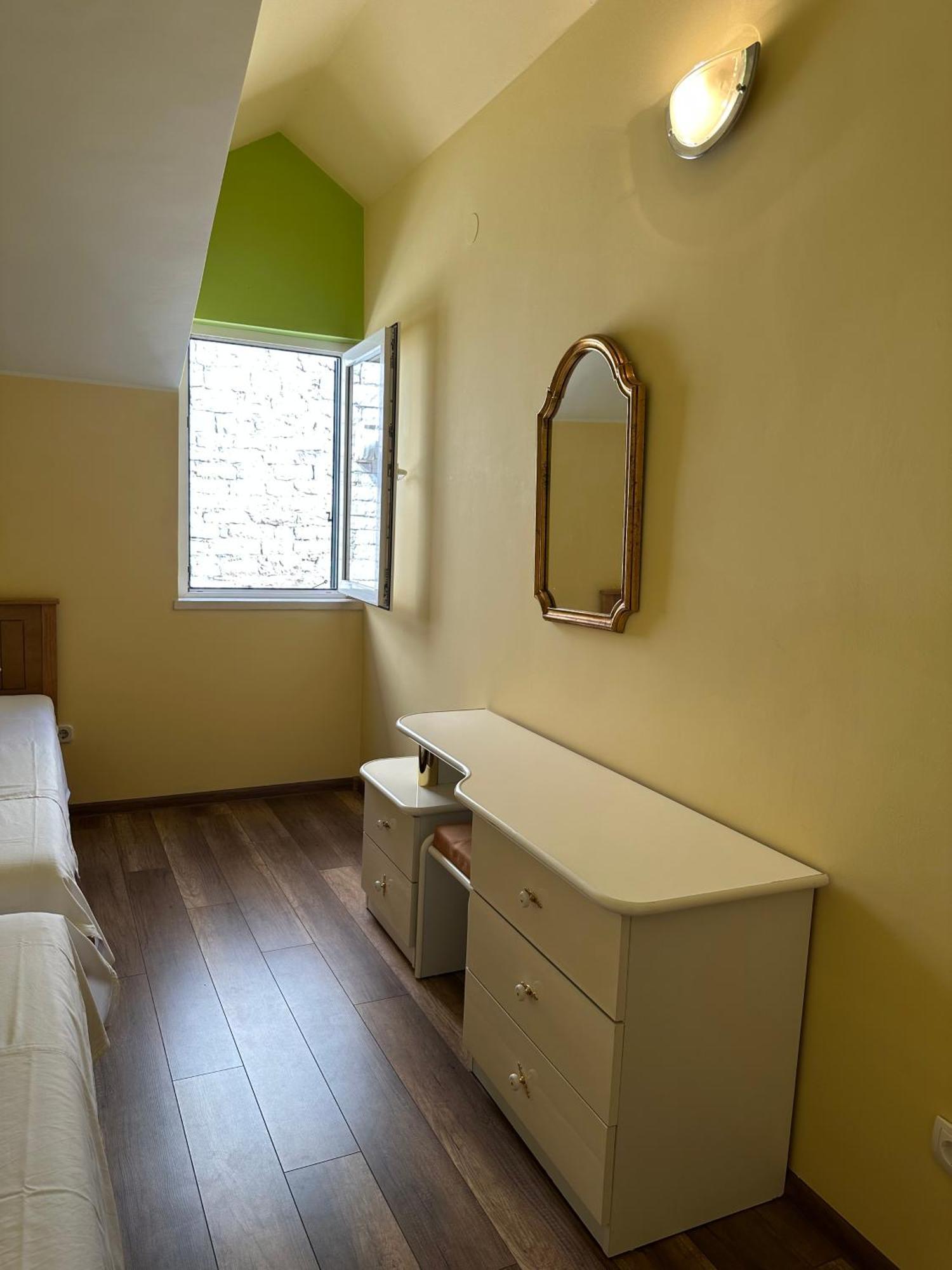 Old Stone House St Lawrence In The Heart Of Sibenik'S Old Town Apartment ภายนอก รูปภาพ