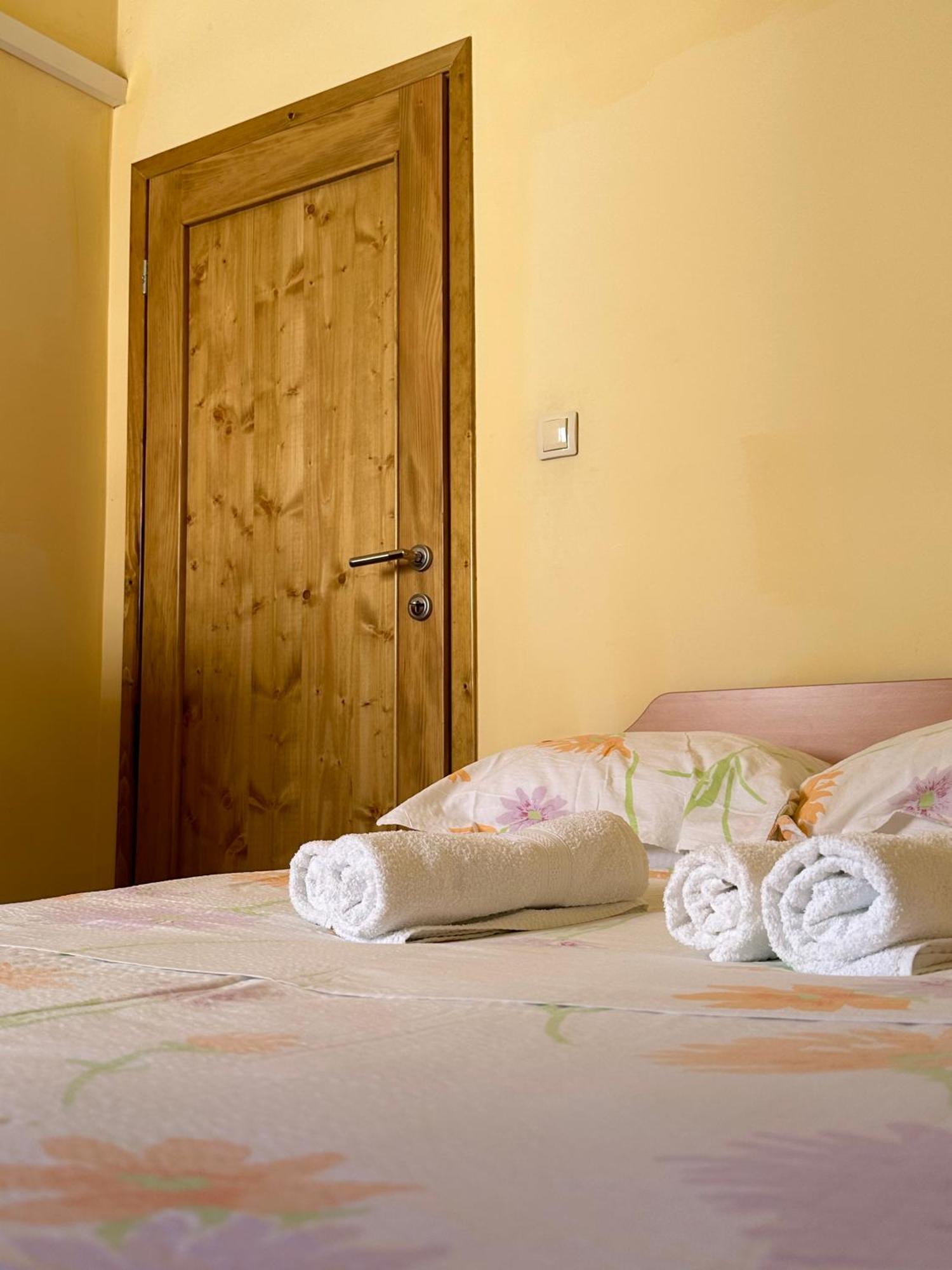 Old Stone House St Lawrence In The Heart Of Sibenik'S Old Town Apartment ภายนอก รูปภาพ