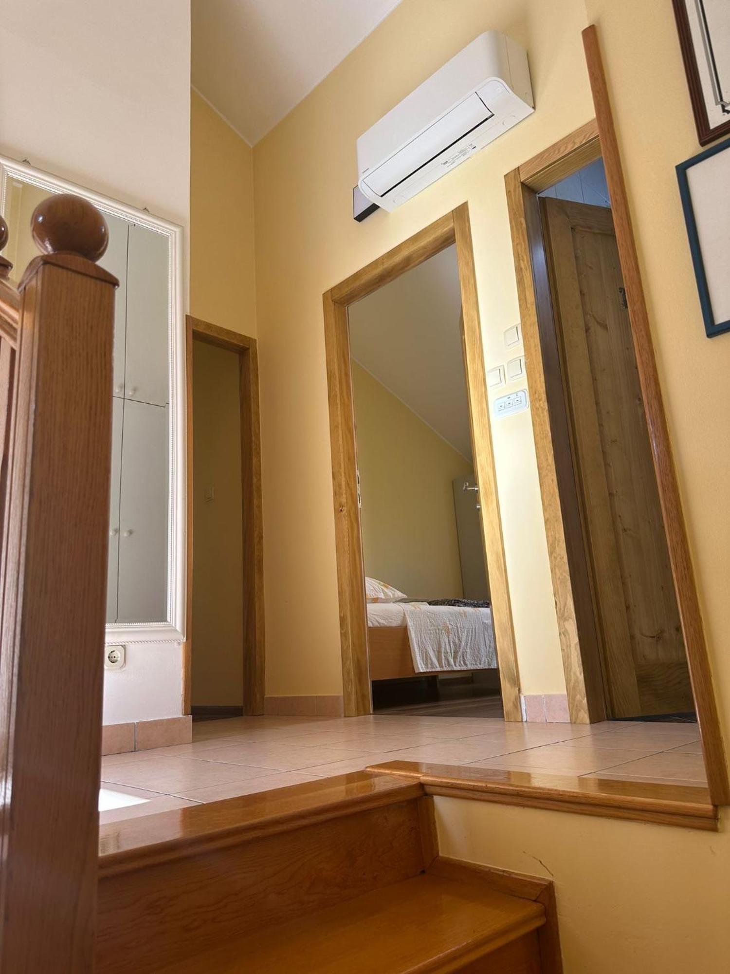 Old Stone House St Lawrence In The Heart Of Sibenik'S Old Town Apartment ภายนอก รูปภาพ